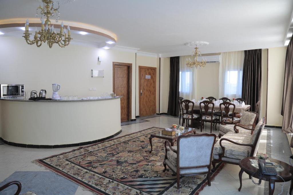 A seating area at Jewel Fayed Hotel