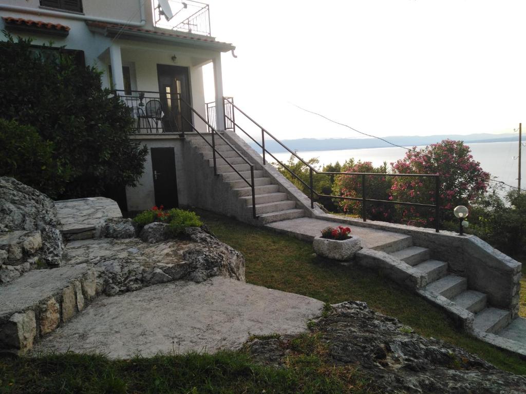 Příroda nedaleko apartmánu