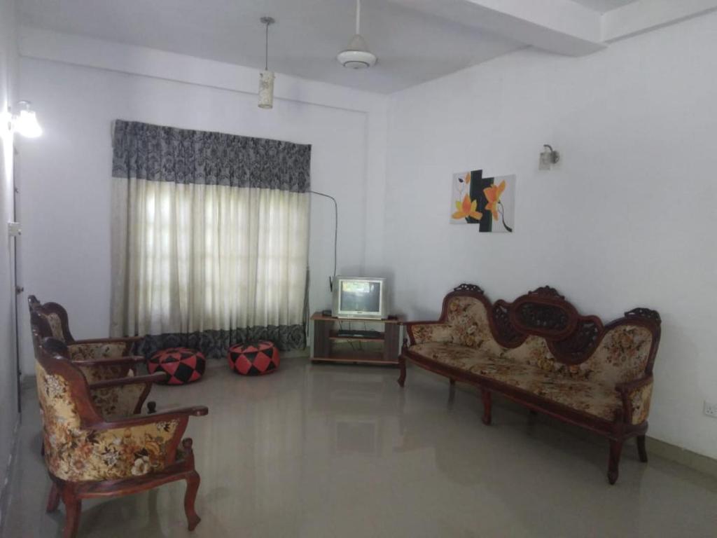 Anuradhapura Holiday Home