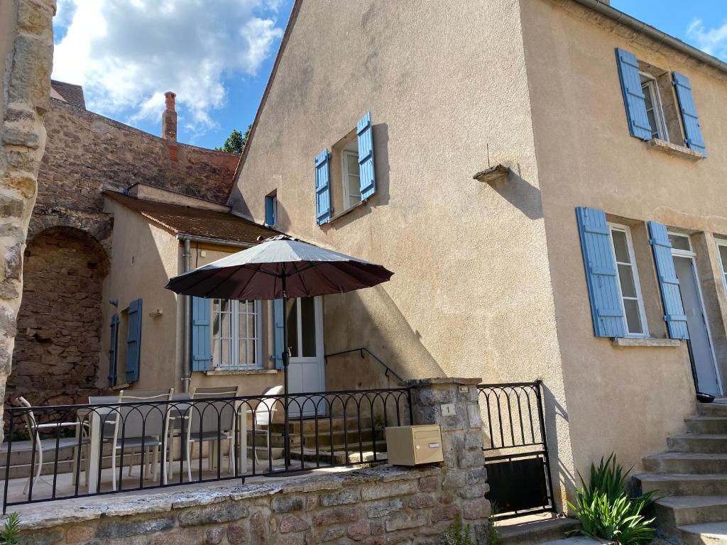 Bâtisse du pont Pinard et son granit rose - Casa De Tres Dormitorios