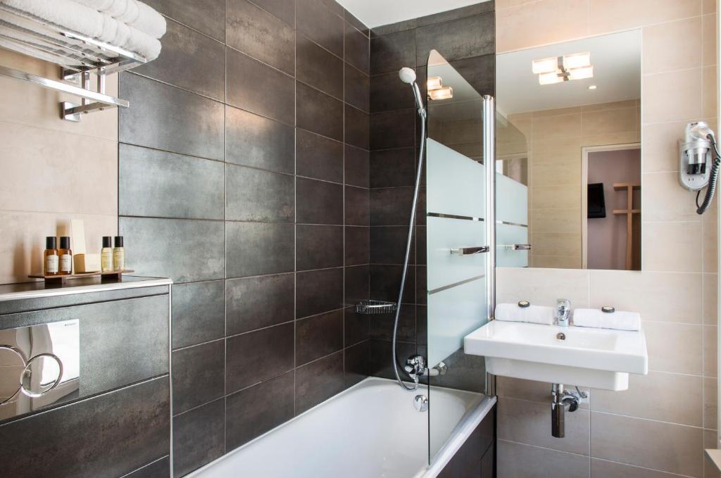 Hotel Ariane Montparnasse by Patrick Hayat - Resim 32