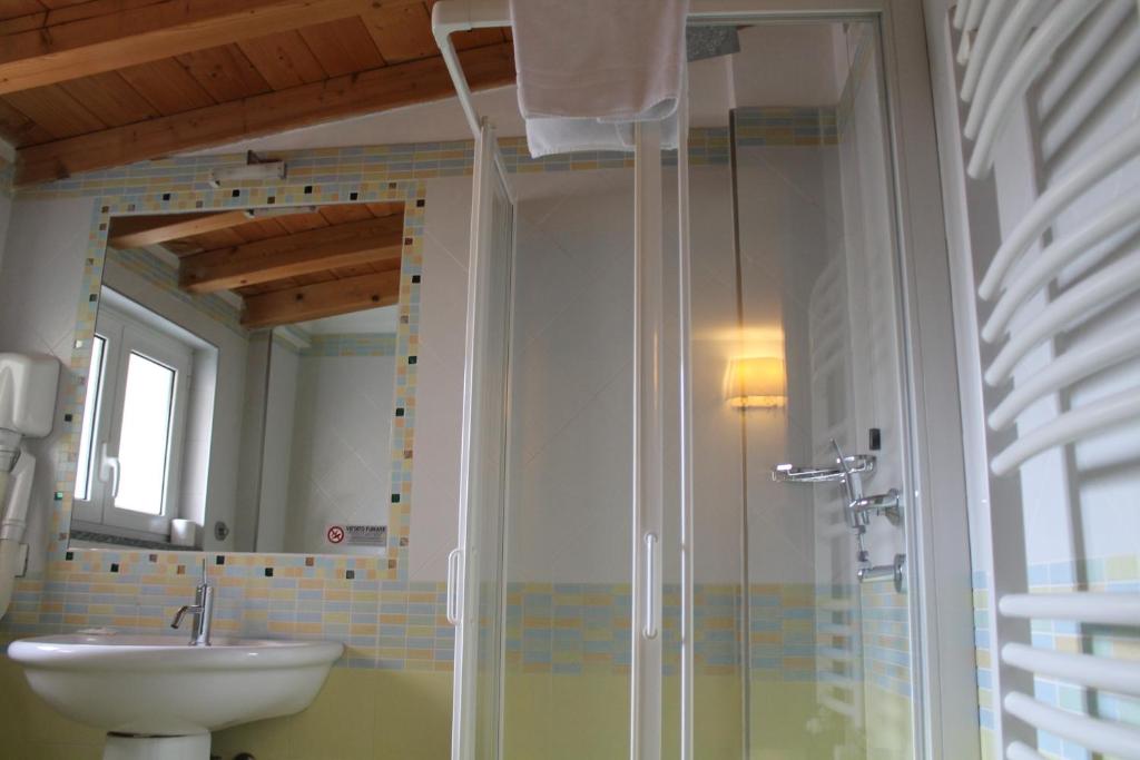 Lux Hotel Durante - Resim 25