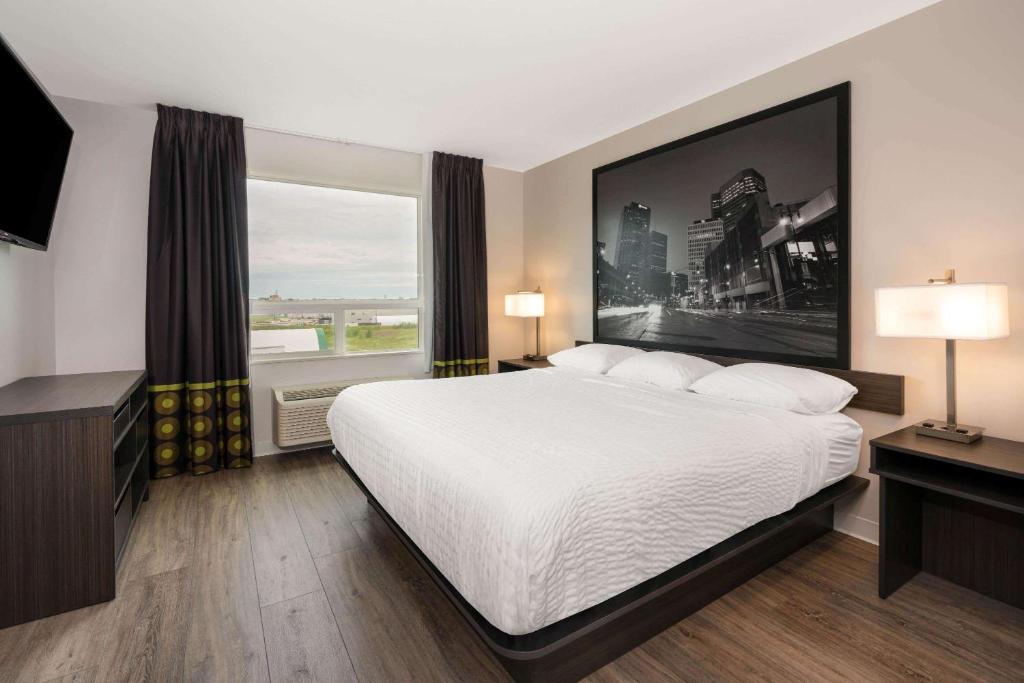 Super 8 by Wyndham Winnipeg East MB - Resim 31
