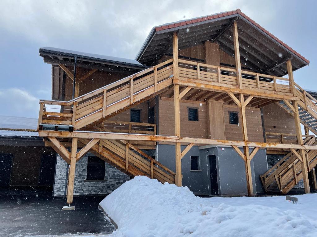 Budova, kde se apartmán nachází
