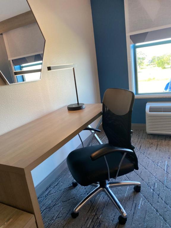 Holiday Inn Express - Gulfport Beach, an IHG Hotel - Salle Roi Standard Avec Canapé-lit - Non-fumeur