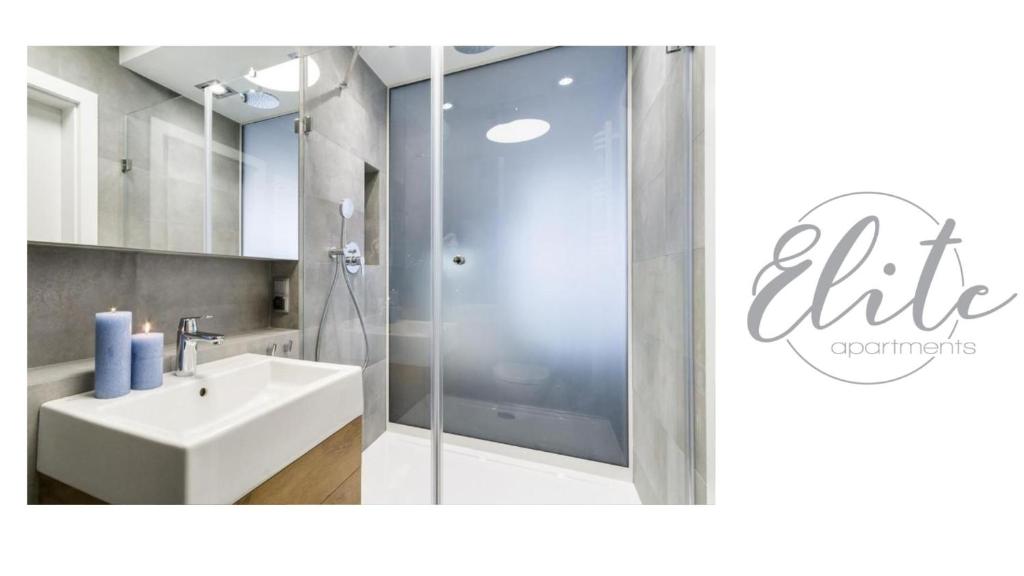Kúpeľňa v ubytovaní Elite Apartments Waterlane Free Swimming Pool Access
