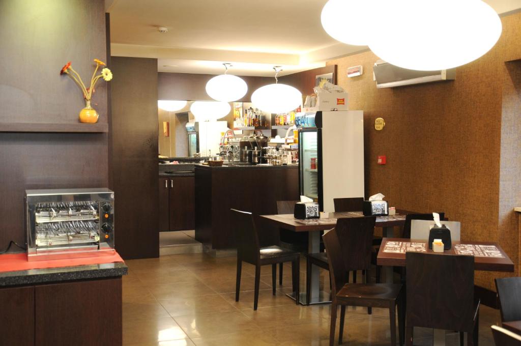 Restaurace v ubytování Hotel Fly