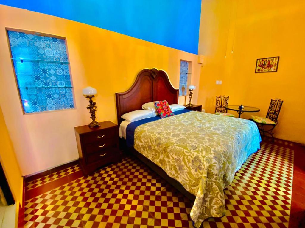 Catrina & Diego - King Room