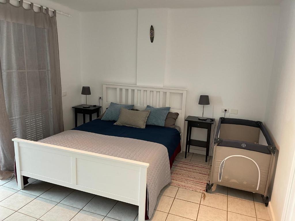 Postel nebo postele na pokoji v ubytování Rocas del Mar holiday apartment