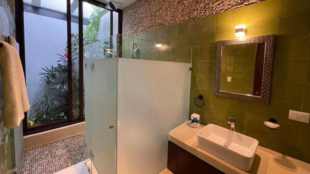 Koupelna v ubytování Hotel Marionetas