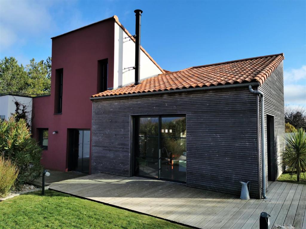 Budova, kde se vila nachází