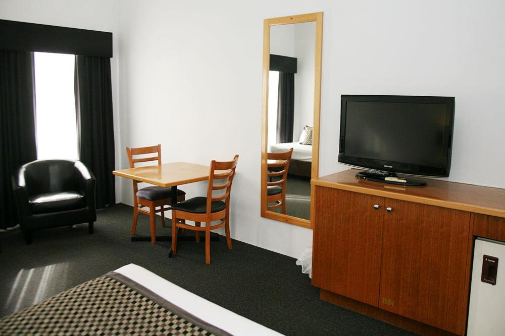 
Executive Double Suite
