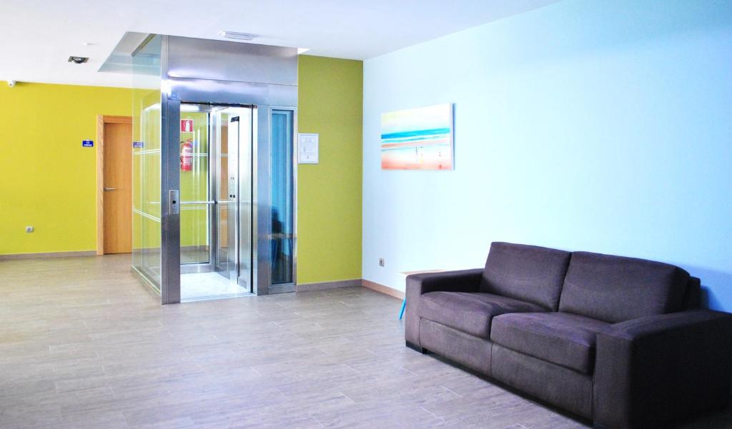 Posedenie v ubytovaní Apartamentos Regollera