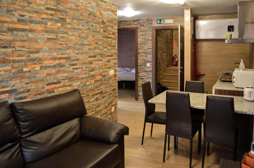 Apartamentos Turísticos Toledo photo