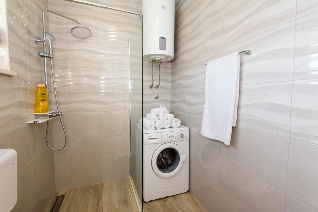 Koupelna v ubytování APARTMAN ANA, METKOVIĆ