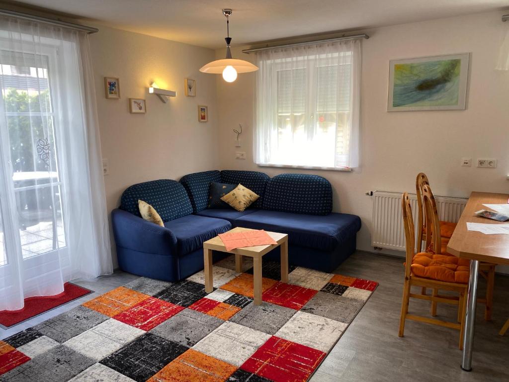 Posedenie v ubytovaní Ferienwohnung Holiday