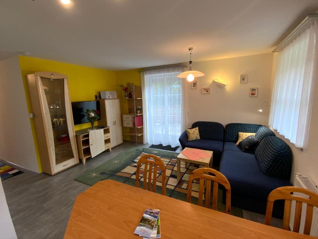 Posedenie v ubytovaní Ferienwohnung Holiday