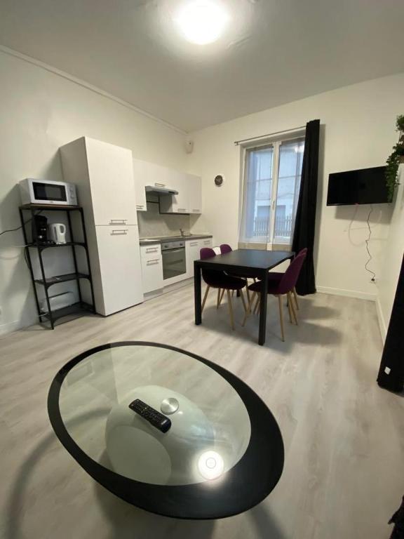 Chez Benjamin - Face au château d'Azay-le-Rideau - One-Bedroom Apartment