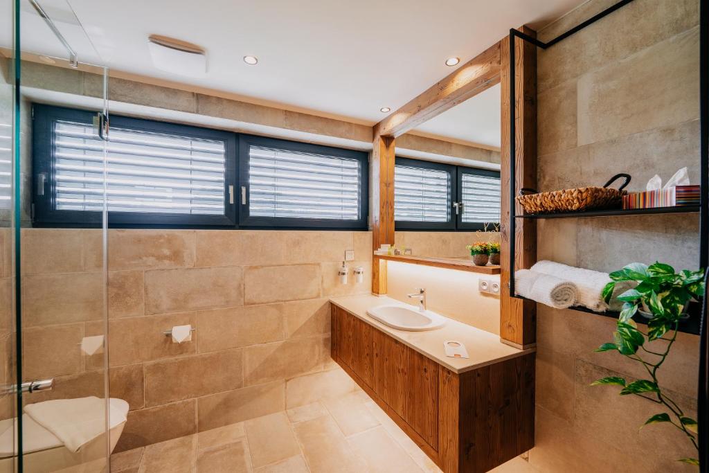 Kúpeľňa v ubytovaní JOHAN HOTEL