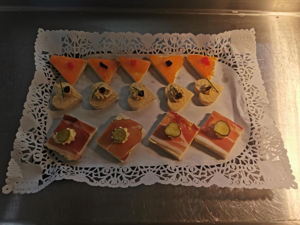 Jídlo v hotelu nebo okolí