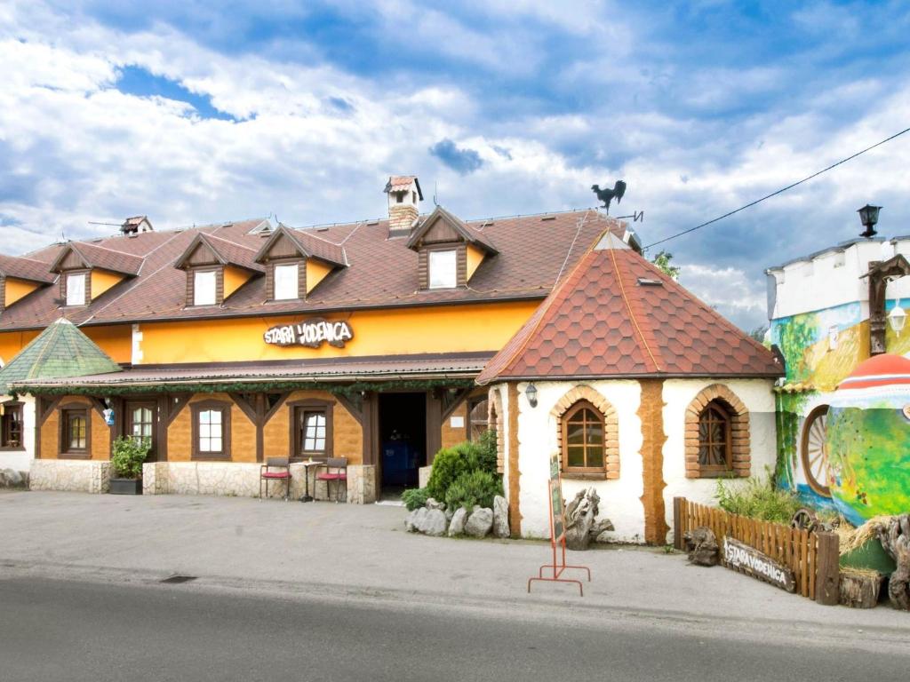 a building on the side of a street at Stara Vodenica in Klanjec