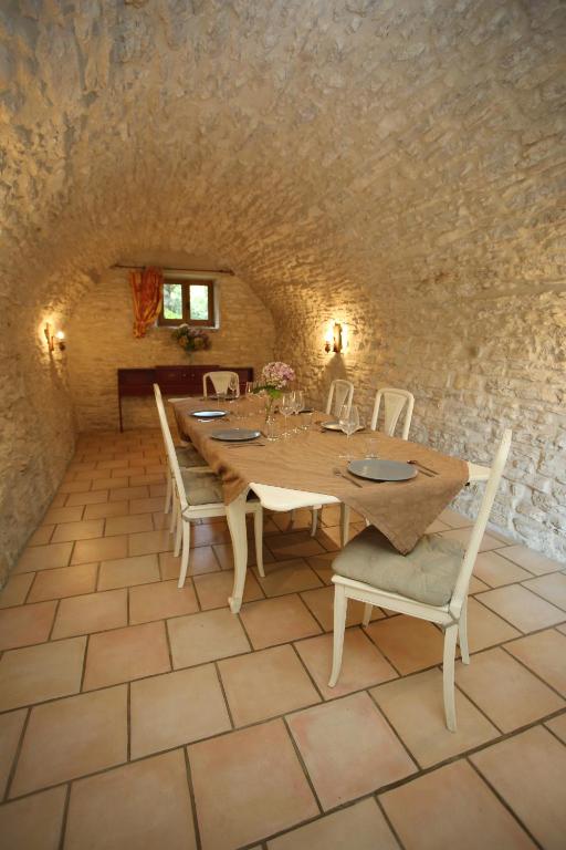 Siccieu - Au Clair de la Pierre - Casa De Tres Dormitorios
