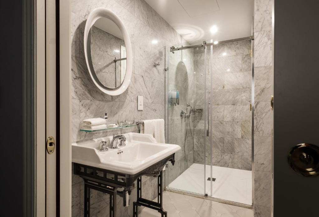 The Gomerino Hotel - 16