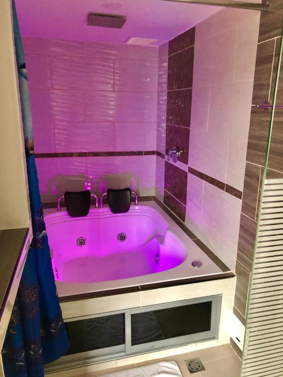 Koupelna v ubytování Hotel La Floresta Salento