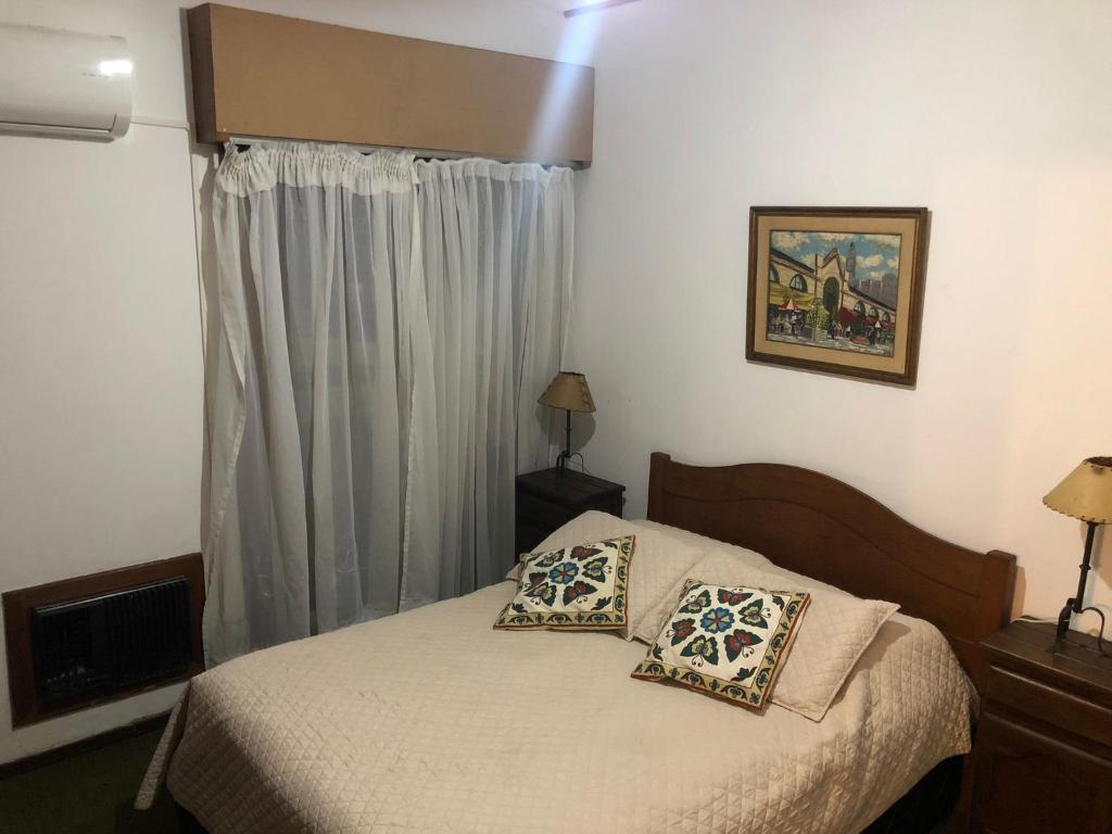 Postel nebo postele na pokoji v ubytování Wiener Haus Hotel