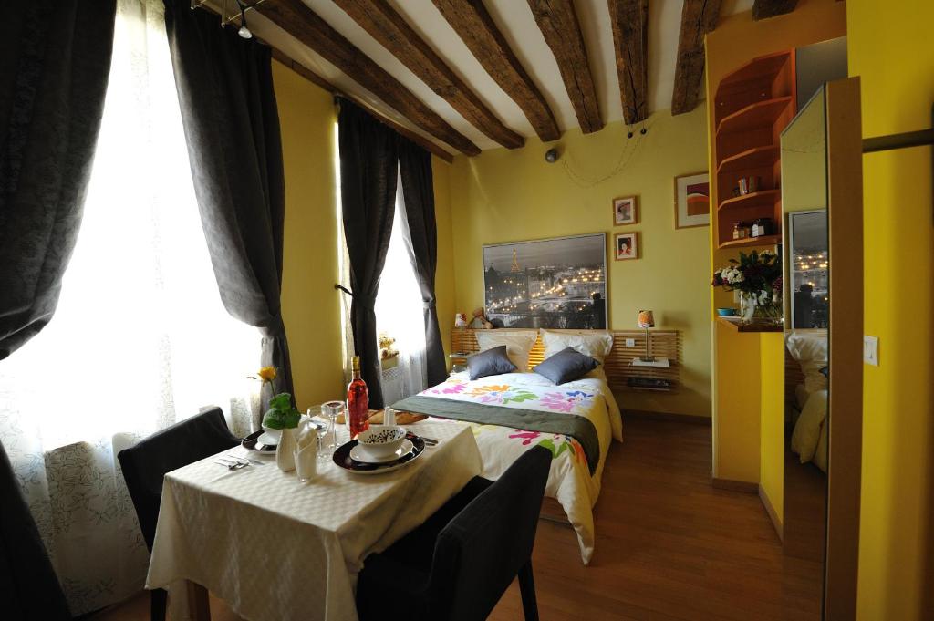 Les Patios du Marais 1 - Studio Apartment A1DF Sunshine