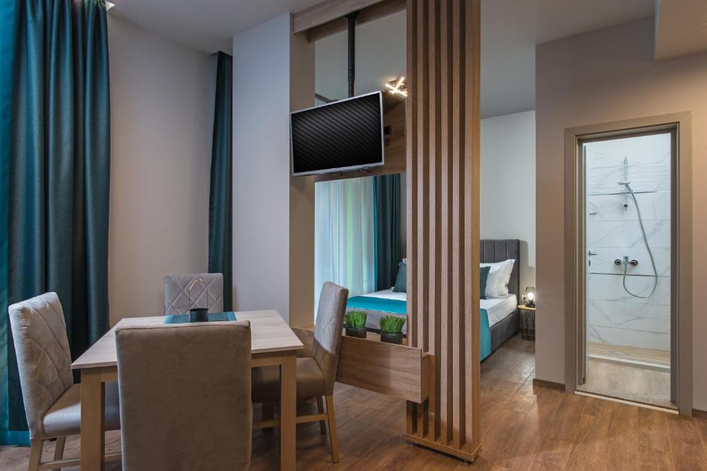 Green Luxury Apartments - 