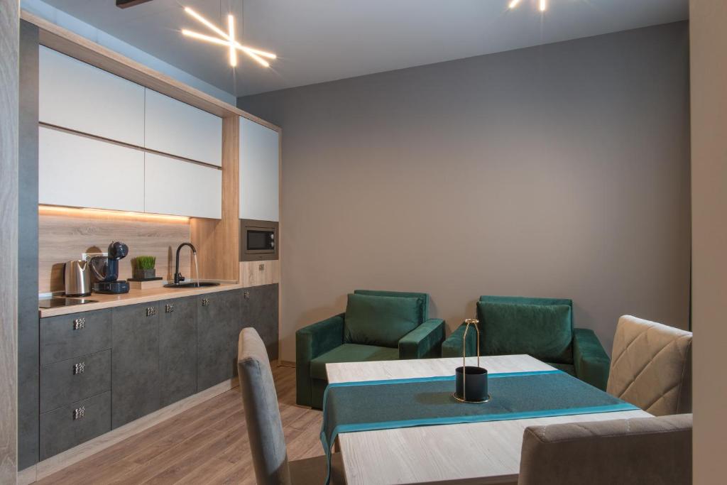 Green Luxury Apartments - One-Bedroom Apartment