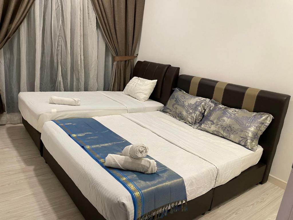 Setia Sky 88 Up to 6 pax !!! 2BEDROOM apartment with extra bed, Johor