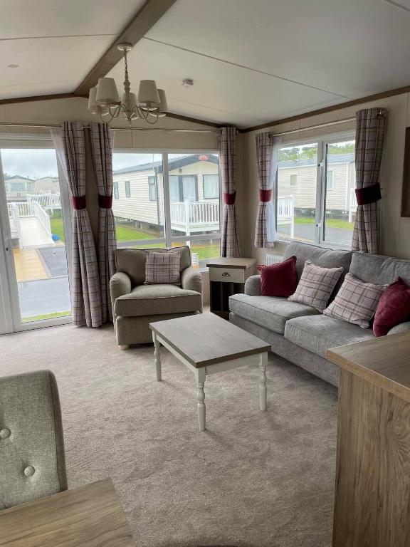 Kilden Kernow - Luxury 6 berth Caravan near Bude - Maison De Deux Chambres