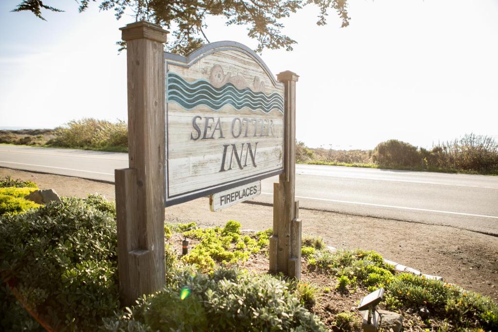 a sign on the side of a road at Sea Otter Inn in Cambria