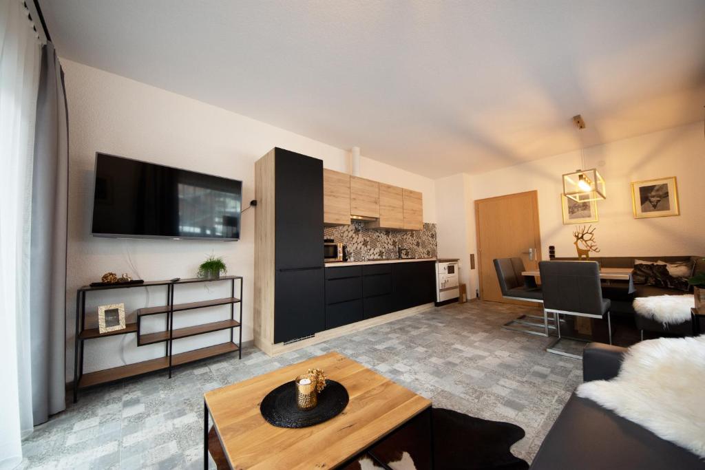 Kuchyň nebo kuchyňský kout v ubytování K-Appartements Klösterle