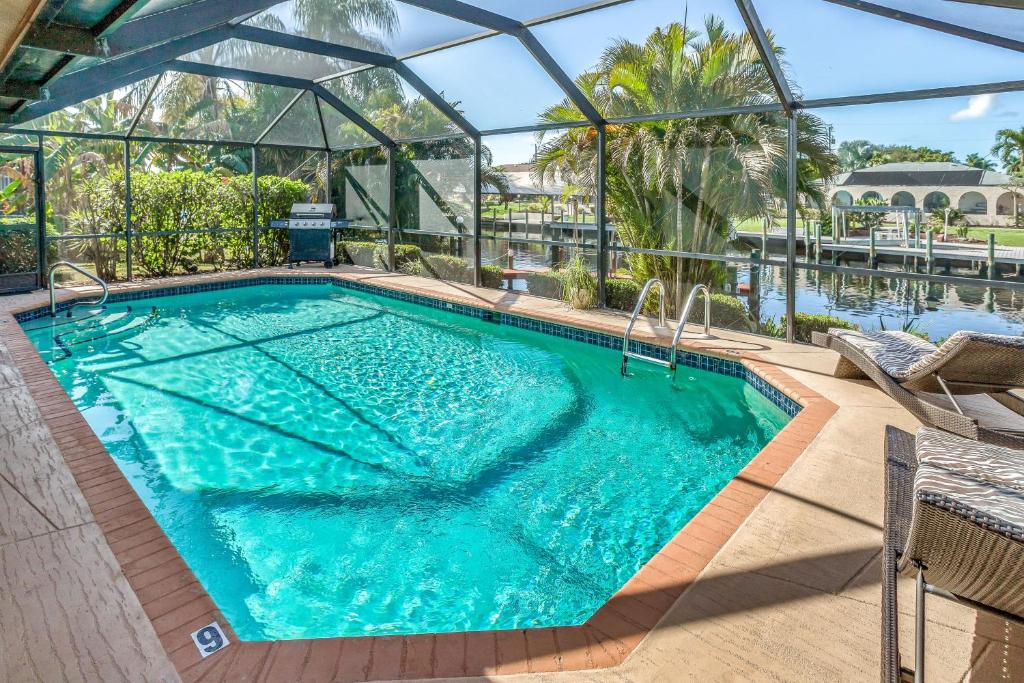 Coral Blue, Cape Coral (updated prices 2024)