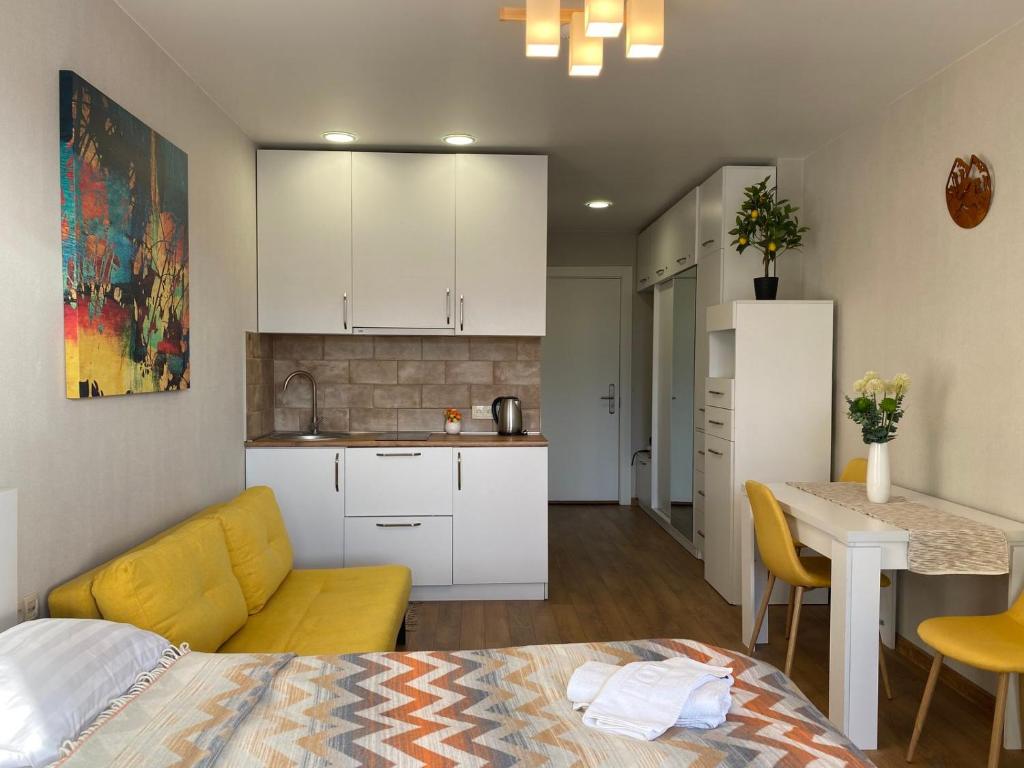 Kuchyň nebo kuchyňský kout v ubytování New Gudauri Alpen Apartments