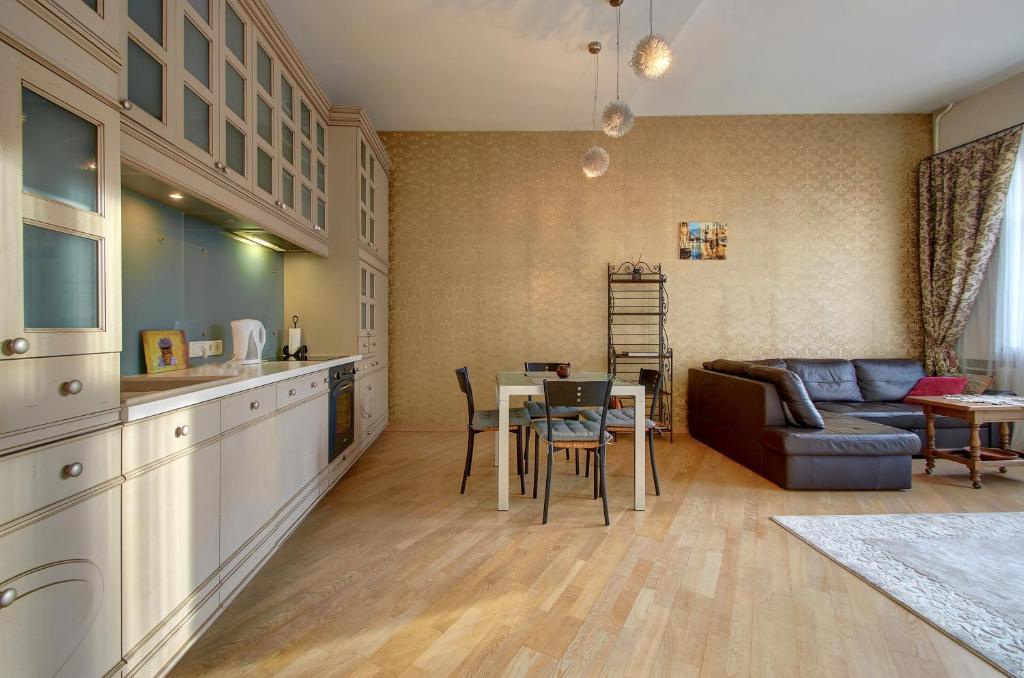 Romantic City Center Apartment in Old Town - Appartement D'une Chambre