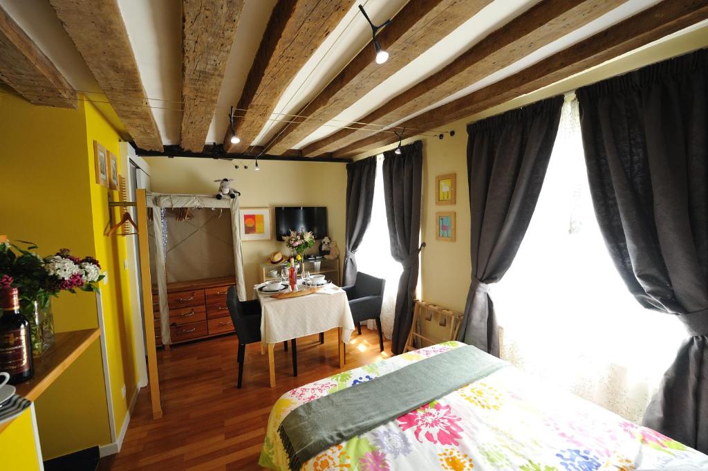 Les Patios du Marais 1 - Studio Apartment A4DF Syracuse