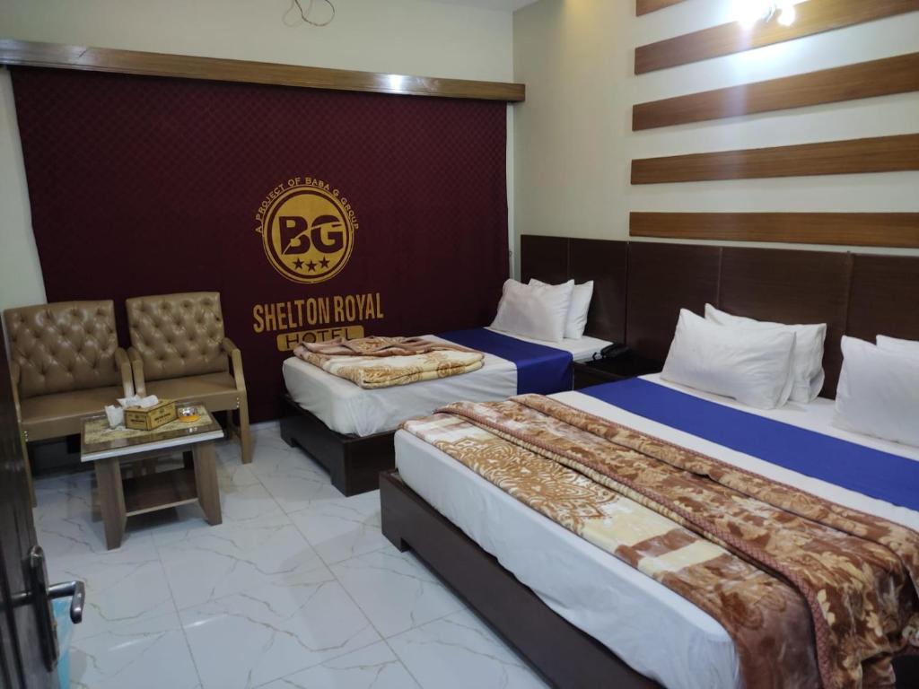 Shelton Royal Hotel - 