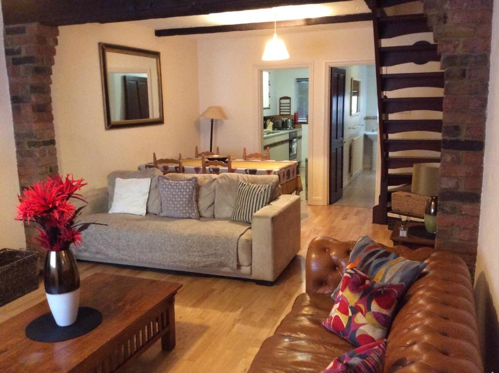 Gallery image of Cosy Central Windsor House Sleeps 4 in Windsor