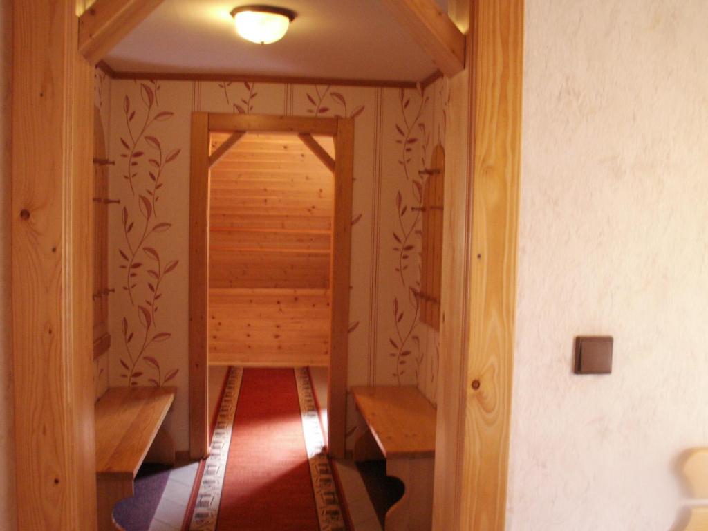 Posteľ alebo postele v izbe v ubytovaní Hotel Lesní dům