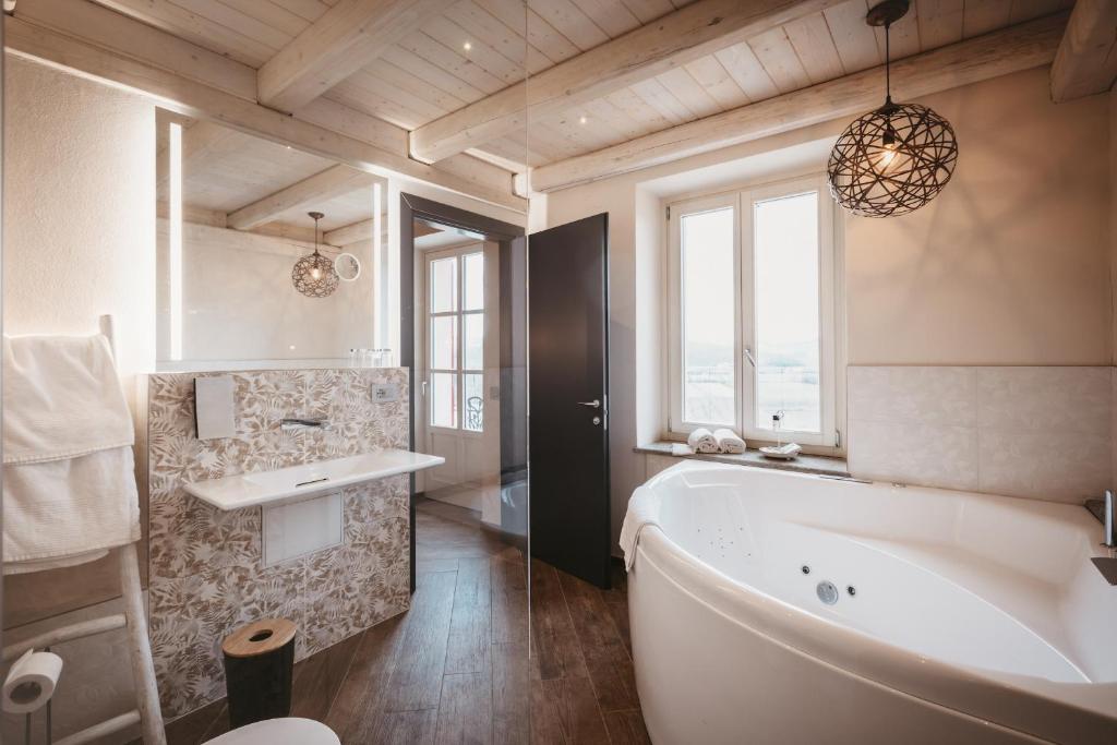 Relais Almaranto - Suite With Terrace