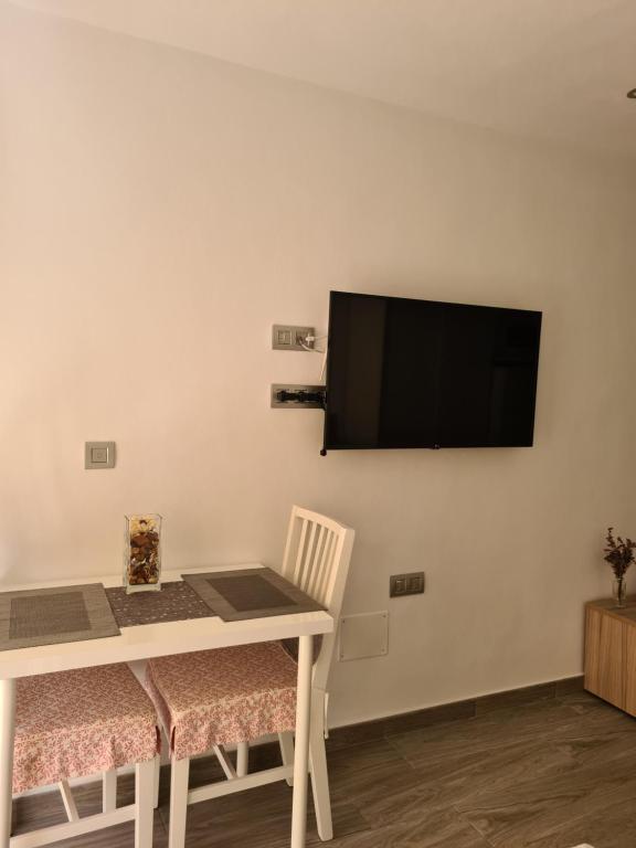 Apartment CARPE DIEM, Puerto de la Cruz, Spain - Booking.com