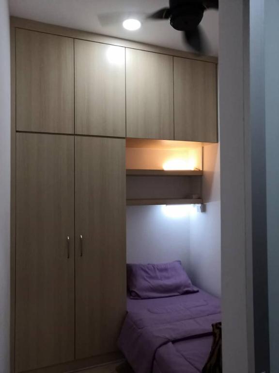 Postel nebo postele na pokoji v ubytování Era Amazing Manhattan Suite