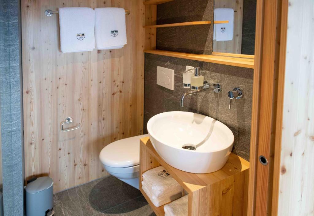 Koupelna v ubytování Hotel Tödiblick