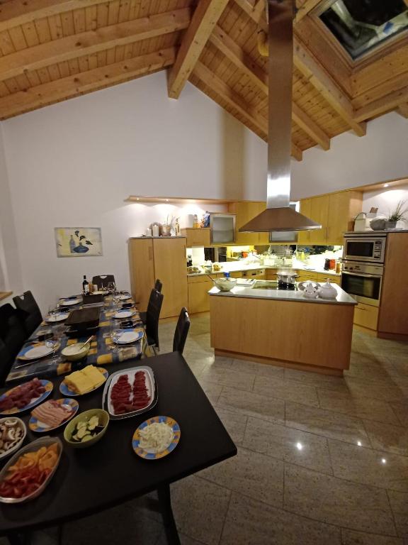 Kuchyň nebo kuchyňský kout v ubytování Aquarell Apartments