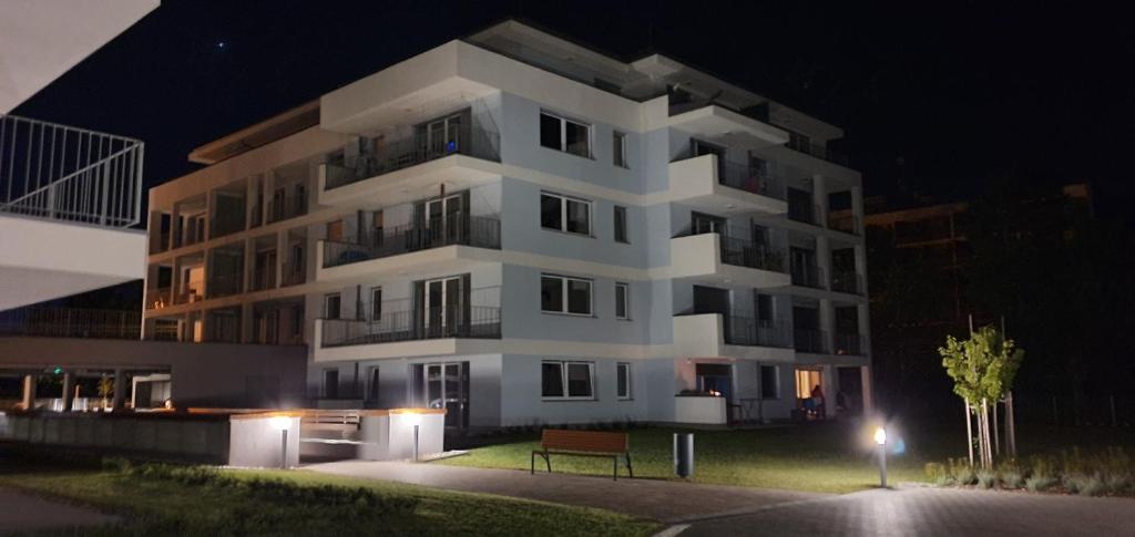 Budova, v ktorej sa apartmán nachádza