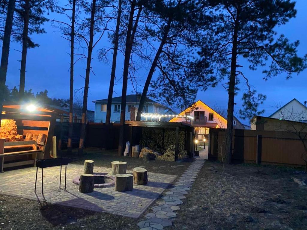 Заміський будинок з каміном та ванною з панорамним видом в ліс - Maison D'une Chambre